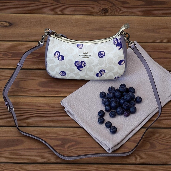 Coach White and Purple Crossbody Bag - Picture 2 of 9